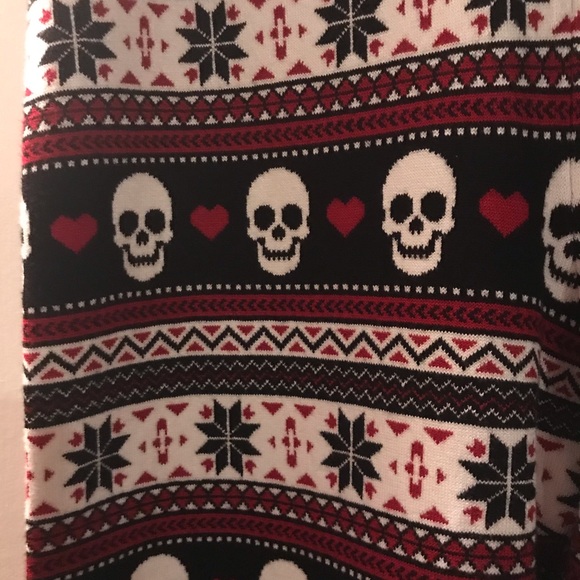 *Brand New* Torrid Woman’s Size 2 Winter Leggings - Picture 2 of 3